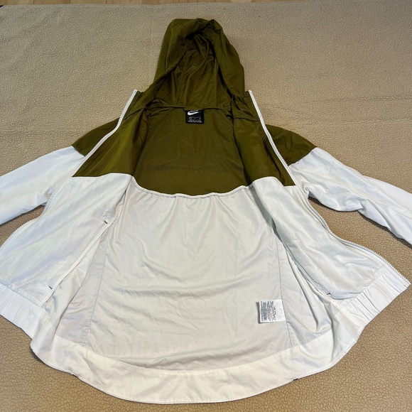 Nike Windrunner Windbreaker Running Jacket Women’s Small - Picture 6 of 9